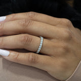 WBM0081 ~ MOISSANITE BAND