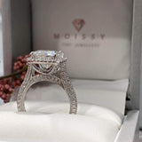 Amber ~ 18Kw ~ 9.5Mm Cushion Moissanite Diamond Halo And Band - Ring