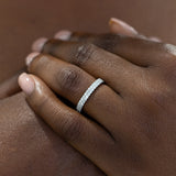 WB0181M ~ MOISSANITE BAND