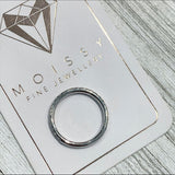 WB0167M ~ MOISSANITE BAND