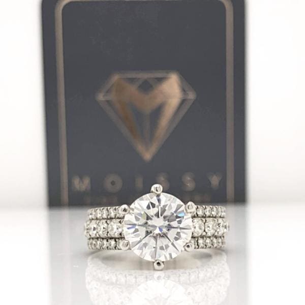 Faye ~ 14K 8.5Mm Round Moissanite Moissanite Band - Ring